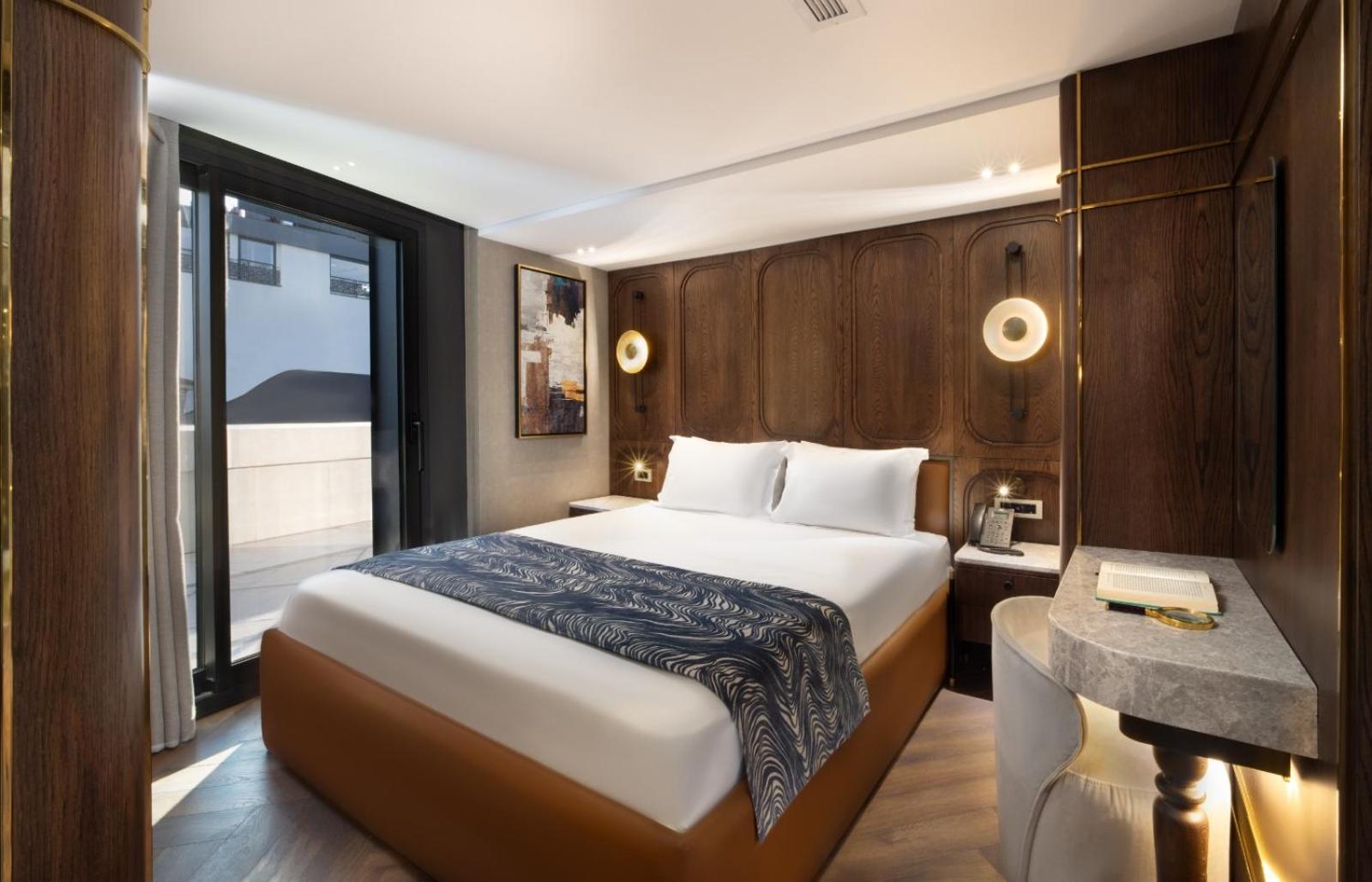 איסטמבול Bentley Hotel Old City-Special Class מראה חיצוני תמונה A bedroom at the hotel